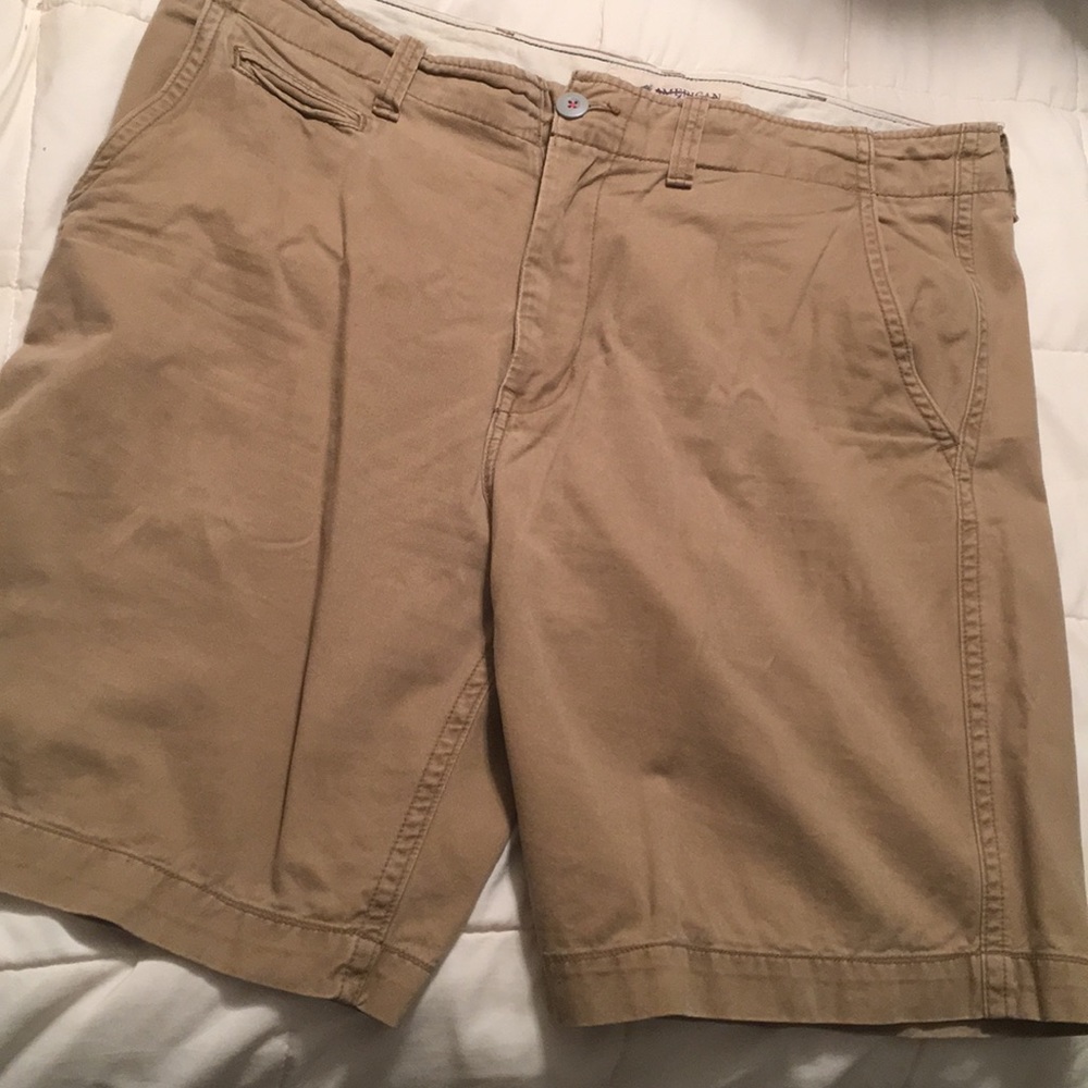 🦅 American Eagle Classic Length shorts